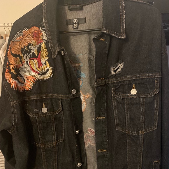 oversized embroidered denim jacket